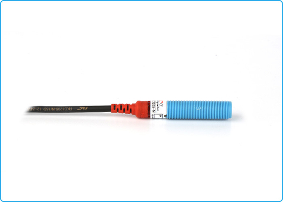 سنسورهای ظرفیت پیکربندی سه بعدی 24V M12 NPN NO 3 سنسور سطح مایع